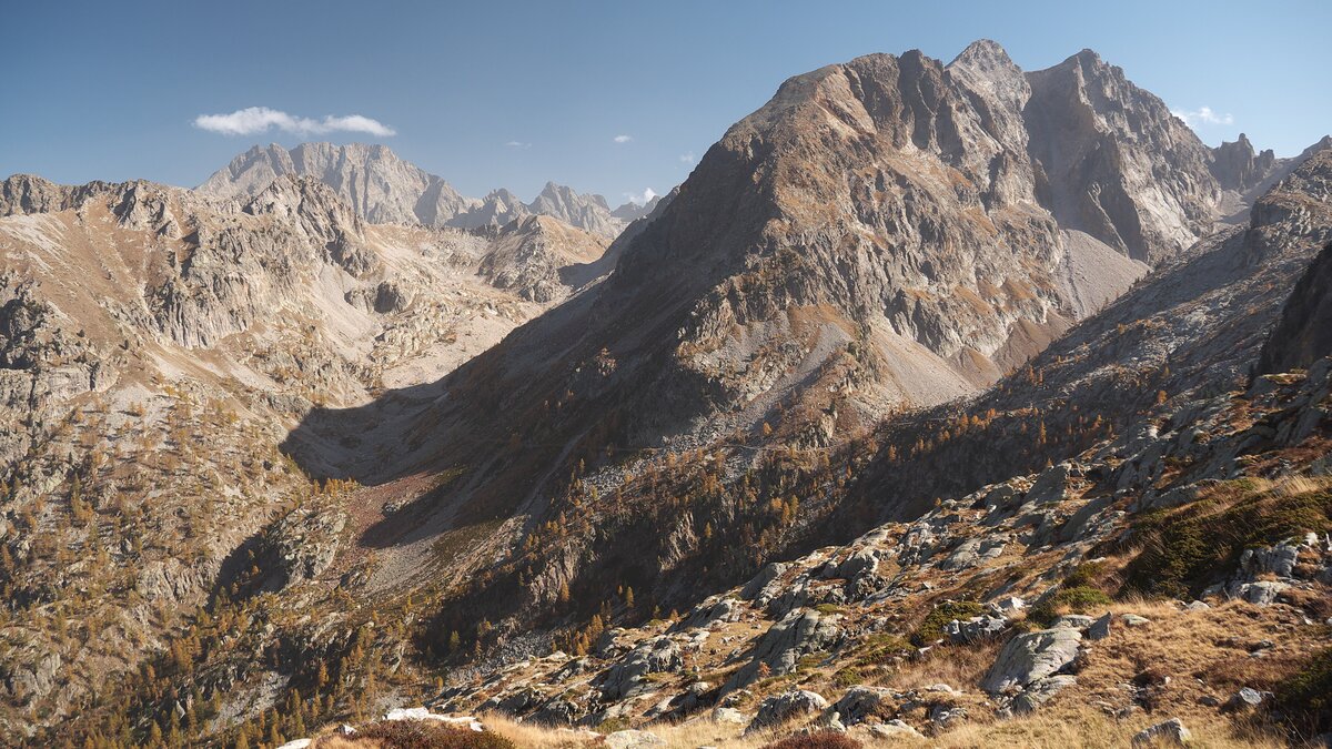 La Testa di Tablasses con il Massiccio dell'Argentera sulla sfondo