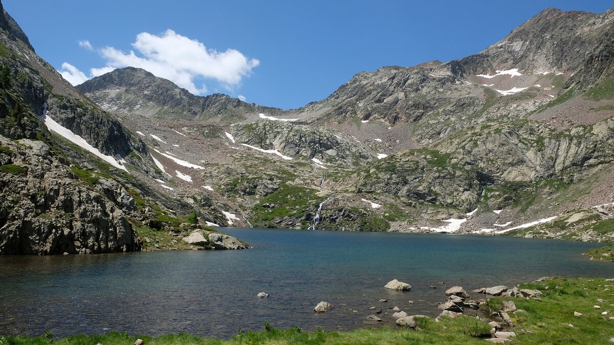 Il Lago inferiore di Valascura e la Bassa del Druos