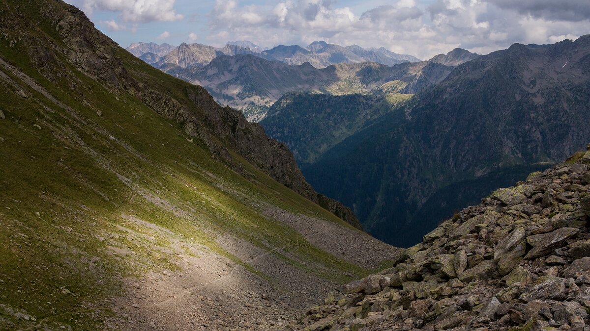 Le Alpi Marittime dal Passo di Laroussa
