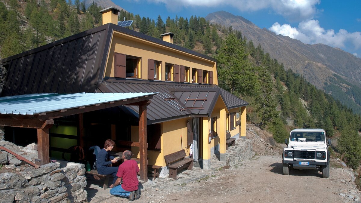 Il Rifugio De Alexandris Foches al Laus