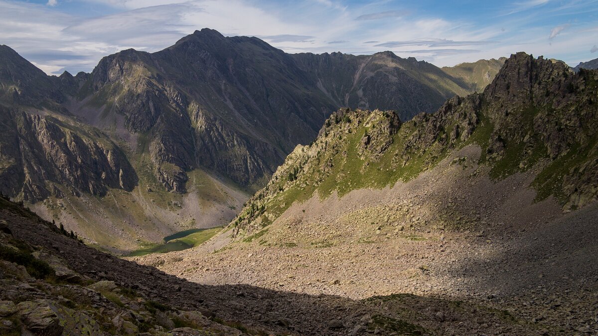 Il Vallone superiore dell'Alpette dal Passo di Laroussa