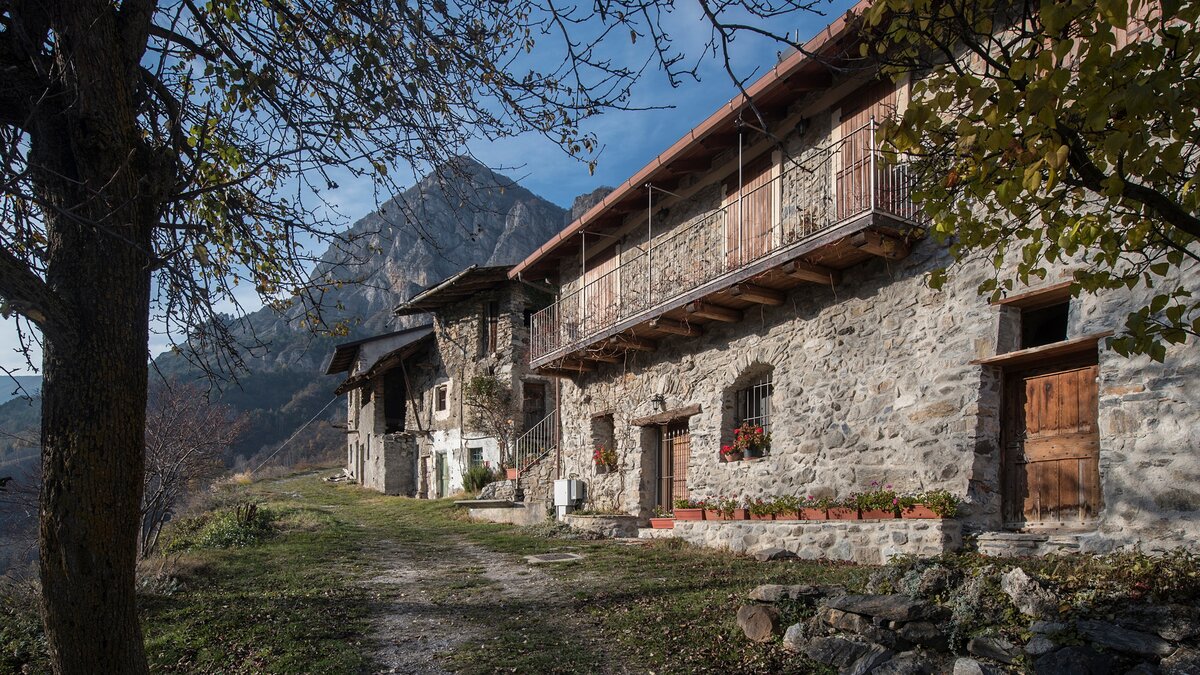 Frazione Piron di Aisone